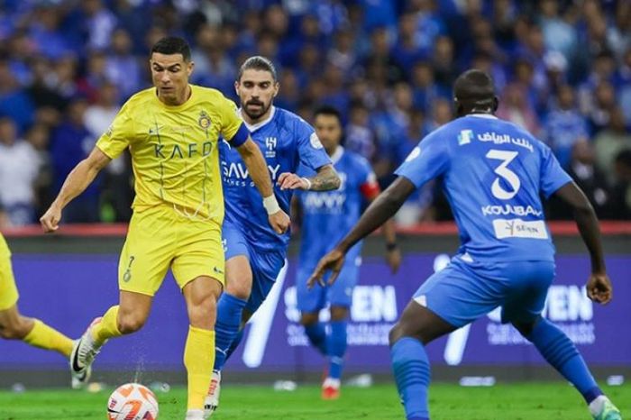 Video bóng đá Al Hilal - Al Nassr: VAR tước siêu phẩm Ronaldo, kịch tính 3 bàn & thẻ đỏ (Saudi Pro League)