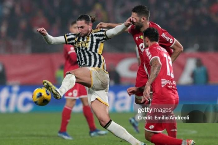 Kết quả bóng đá Monza - Juventus: Phút bù giờ kịch tính, đánh chiếm ngôi đầu (Serie A)
