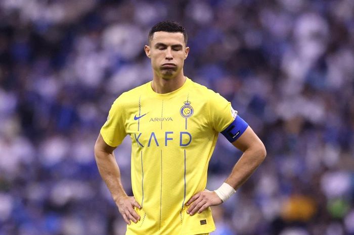 Ronaldo bị từ chối bàn thắng, Al Nassr thua thảm Al Hilal