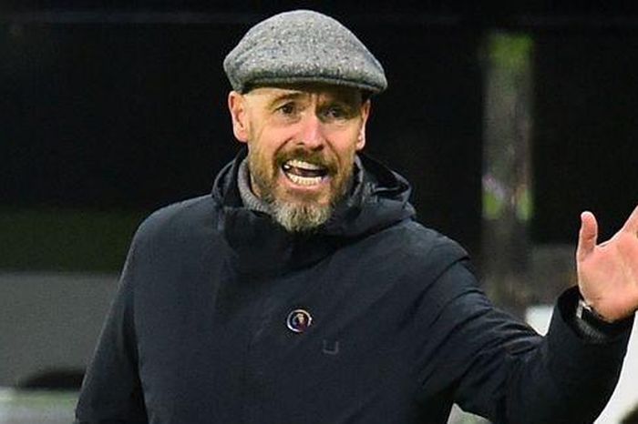 Erik ten Hag cãi nhau với sao MU trong trận thua Newcastle