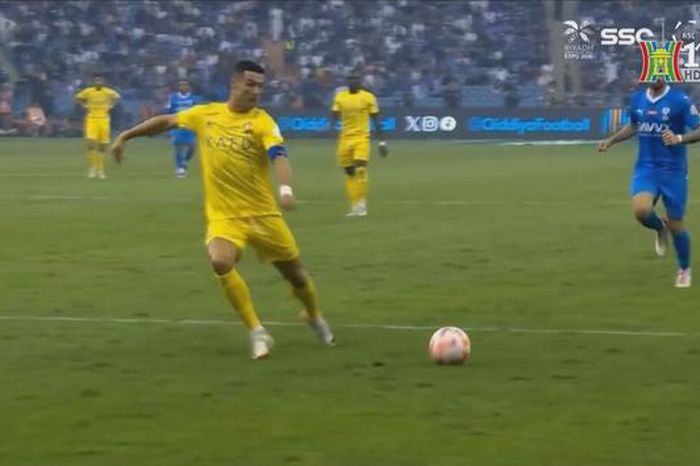 Al Nassr gặp bất lợi trong cuộc đua vô địch