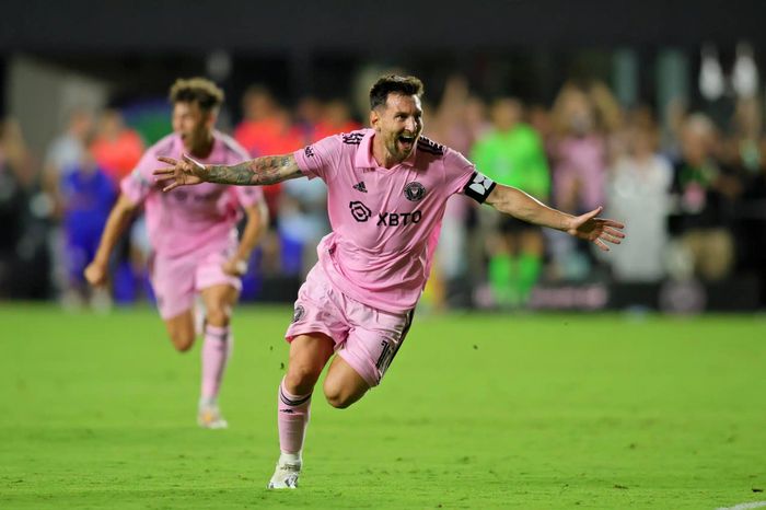 Messi chấp nhận đá 'giải đấu cấp thấp'