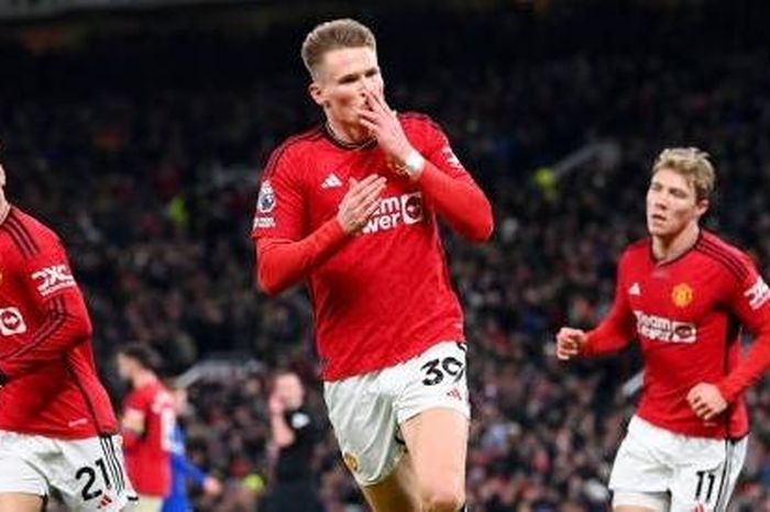 Lập cú đúp, McTominay vẫn bị HLV Erik ten Hag 'trách'