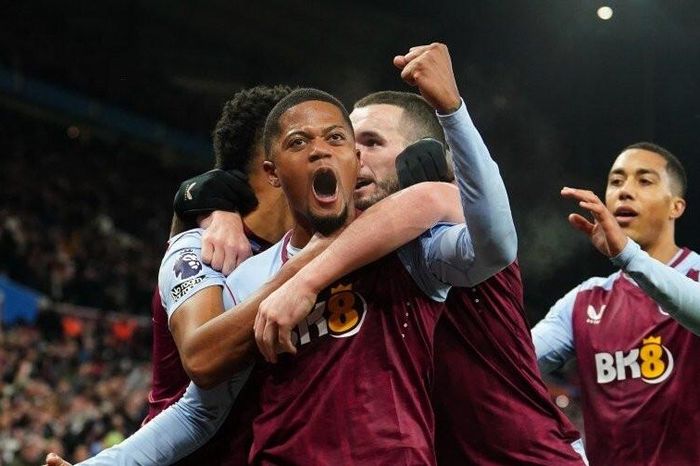 Man City thua bẽ bàng trên sân Aston Villa