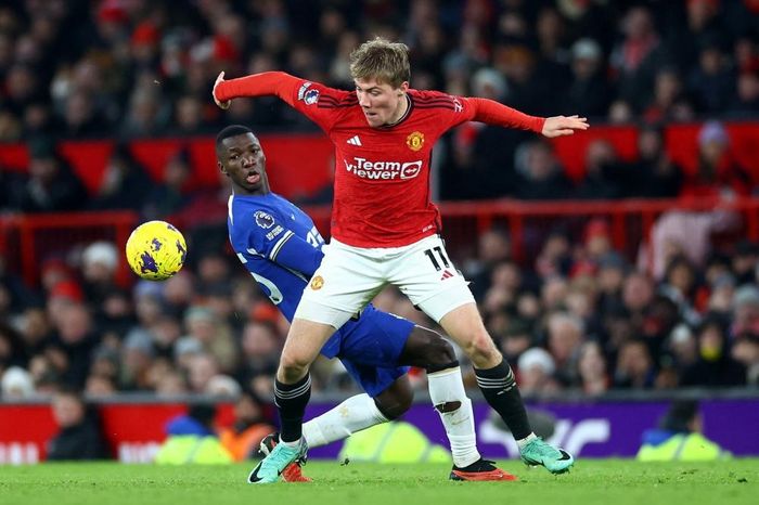 Bảng xếp hạng Ngoại hạng Anh mới nhất: MU thăng tiến, Man City thụt lùi