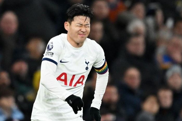 Tottenham thua trận thứ 3 liên tiếp trên sân nhà