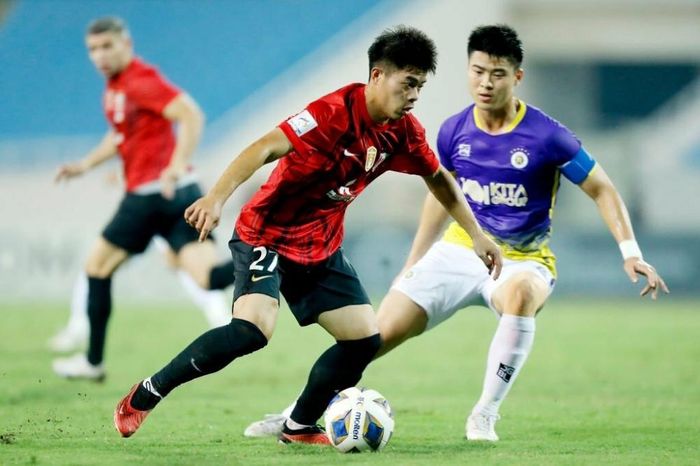 'Messi mới' của Thái Lan đi vào lịch sử bóng đá Đông Nam Á