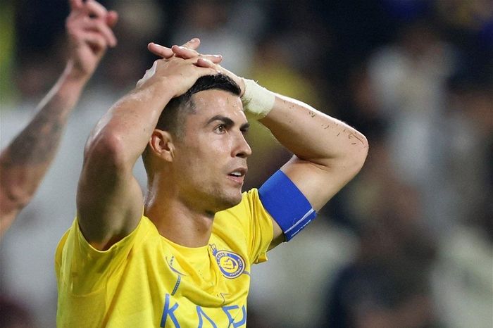 Nghịch lý của Ronaldo