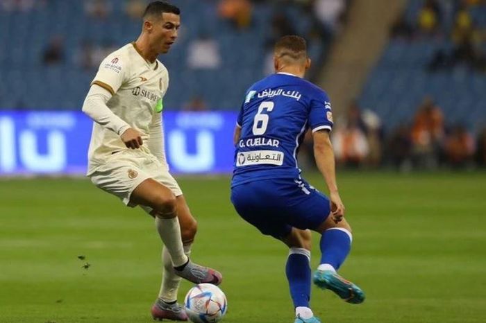 Cristiano Ronaldo đánh dấu cột mốc lịch sử mới