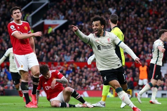 Liverpool lội ngược dòng, MU thua đậm