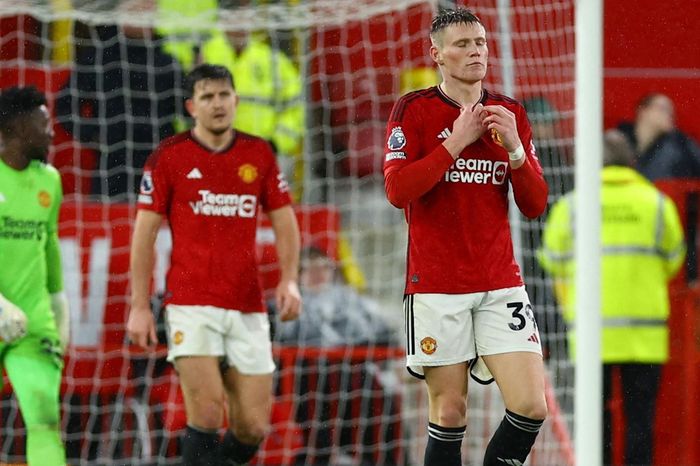 MU thua thảm: Cơn tuyệt vọng của Erik ten Hag