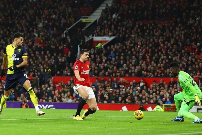 'Quỷ đỏ' thua tan nát, Arsenal gục ngã trước Aston Villa