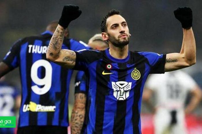 Inter Milan đại thắng Bianconeri, đòi lại ngôi đầu từ Juventus