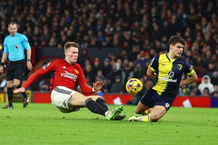 Bảng xếp hạng Ngoại hạng Anh mới nhất: MU có thể thụt lùi, Arsenal mất ngôi đầu