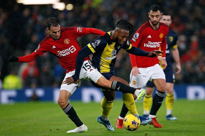Man Utd thua đậm Bournemouth