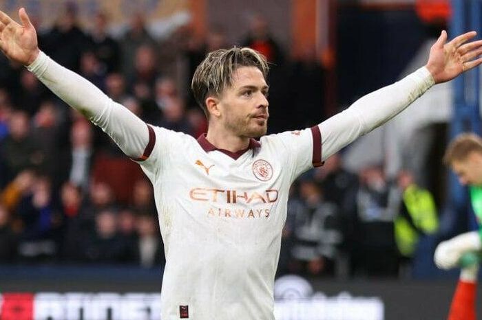 Man City ngược dòng thắng Luton Town