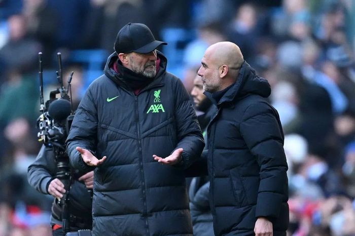 Pep Guardiola sao chép chiến thuật của Jurgen Klopp