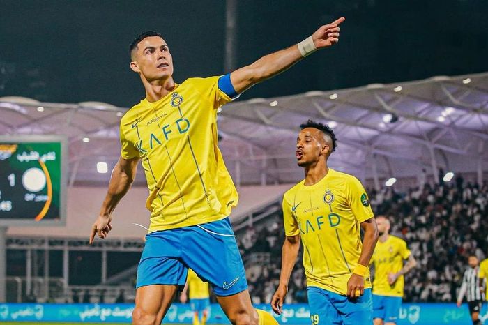 Siêu sao Cristiano Ronaldo cán mốc 50 bàn thắng trong năm 2023