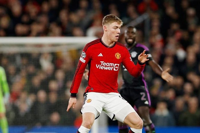 Kết quả bóng đá Cup C1 hôm nay 13/12: MU bị loại