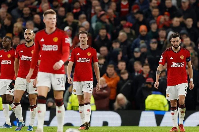 Bayern Munich 'đá bay' Manchester United khỏi đấu trường châu Âu