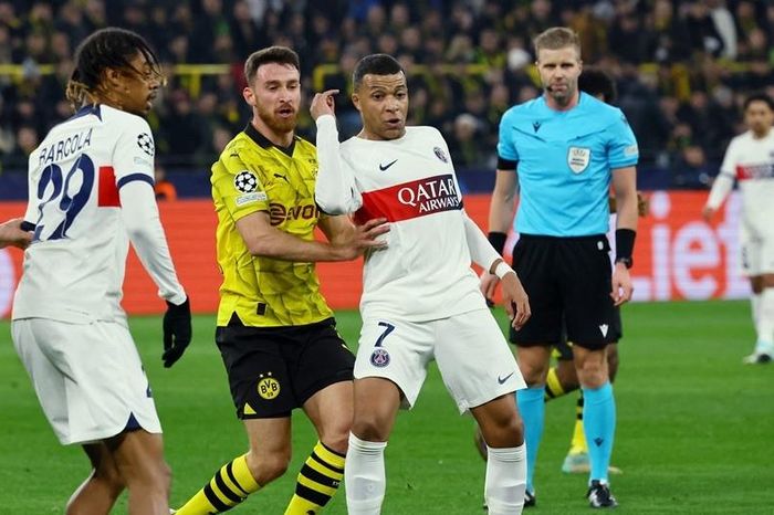 Kết quả bóng đá hôm nay 14/12/2023: PSG đi tiếp, Barca thua sốc