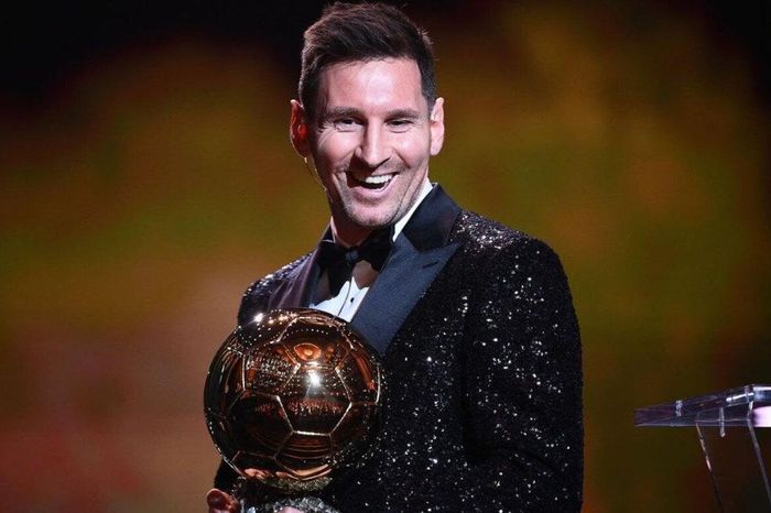 Học Ronaldo, sao Man City chê bai Quả bóng vàng của Messi