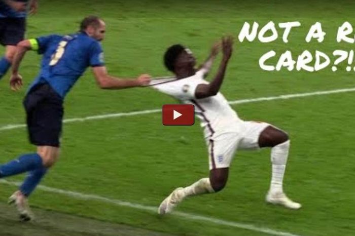 IFAB thúc đẩy FIFA đưa 'thẻ xanh' vào bóng đá