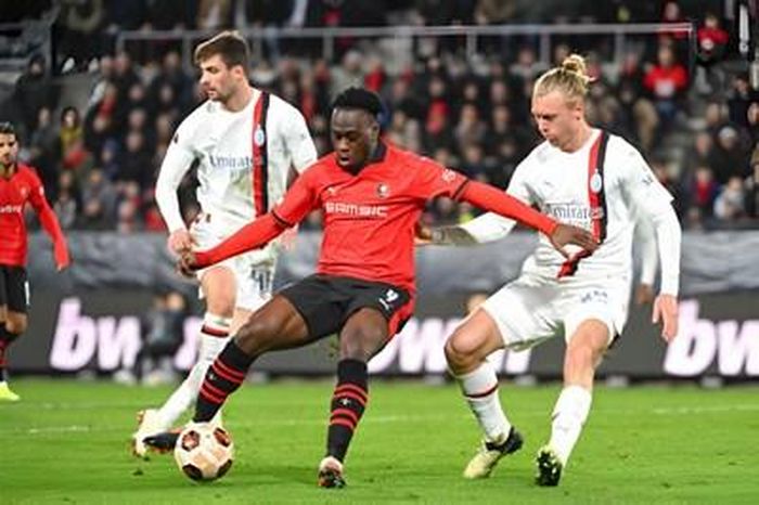 Tin thể thao hôm nay (23-2): AC Milan giành vé đi tiếp đầu tiên tại Europa League, Lionel Messi bị chỉ trích