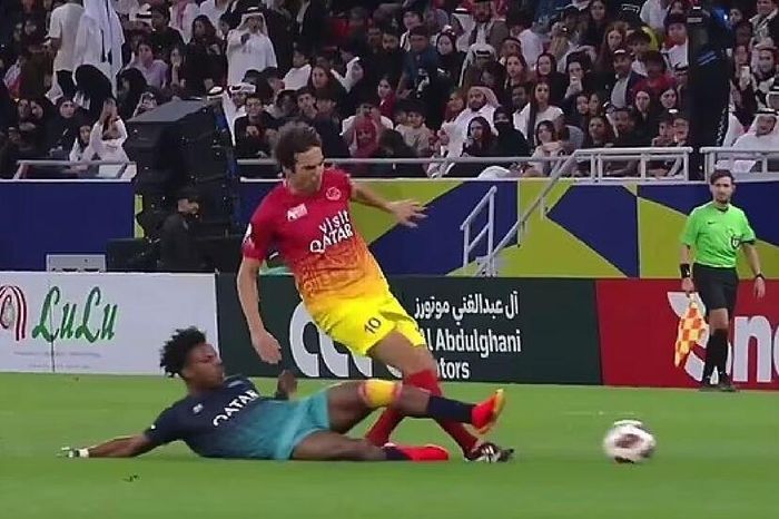 Drogba ra đáp án dí dỏm trước câu hỏi khá ngố của Speed