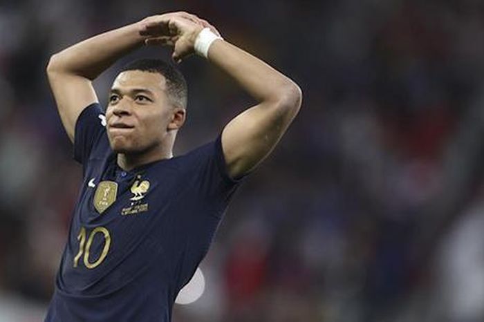 Barca theo dõi sát sao vụ Kylian Mbappe tới Real Madrid