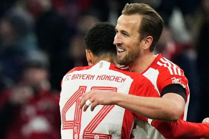 Bundesliga: Harry Kane 'giải cứu' Bayern Munich ở phút bù giờ