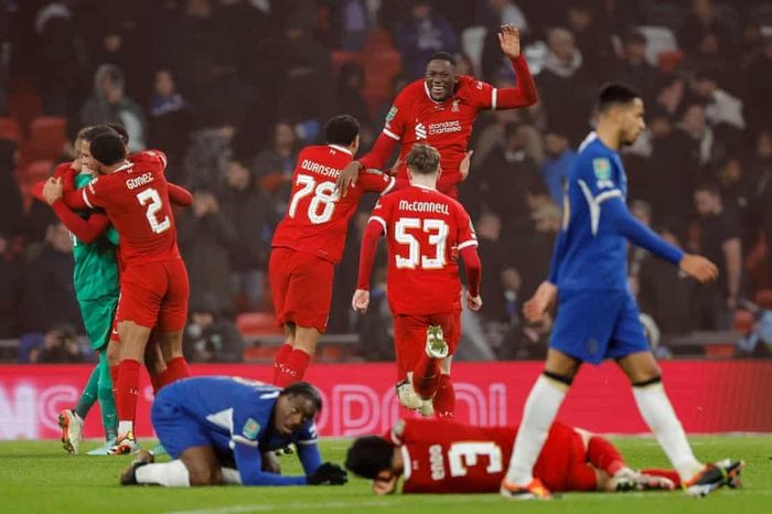 Hạ Chelsea ở hiệp phụ, Liverpool giành cúp Liên đoàn Anh