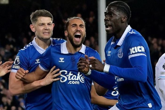 Everton được cộng 4 điểm tại Premier League