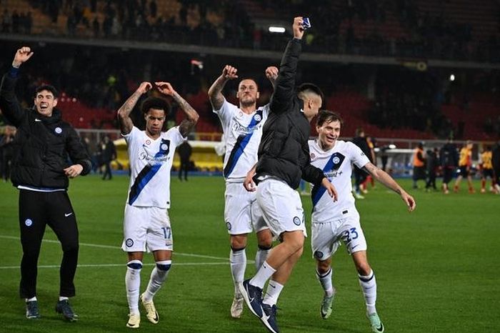 Vòng 26 Serie A: Inter nối dài mạch thắng, Milan hòa tiếc nuối.