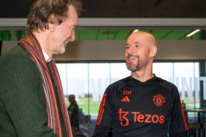 Tỷ phú Jim Ratcliffe thay đổi cách trả lương tại Man United