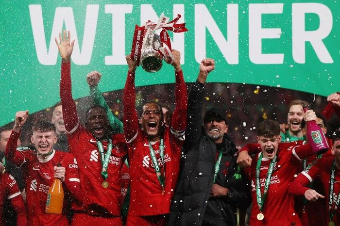 Liverpool vô địch Cúp Liên đoàn Anh sau 120 phút căng thẳng
