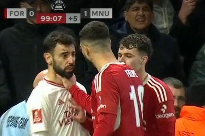 CĐV MU giận dữ khi Bruno bị bóp cổ