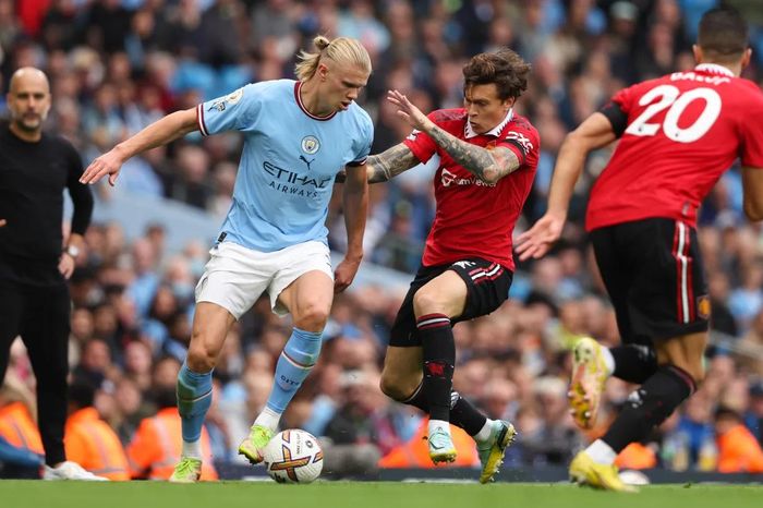 Derby Manchester: Quỷ đỏ có ngăn nổi Cơn lốc Xanh?