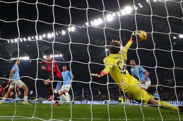 Kết quả bóng đá 2/3: Bayern Munich sảy chân, AC Milan thắng trận đấu có 3 thẻ đỏ
