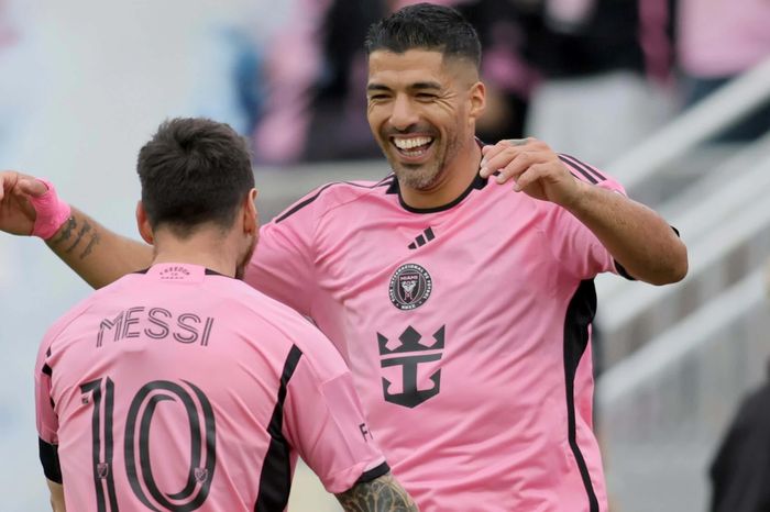 Messi, Suarez cùng lập cú đúp giúp Inter Miami thắng 5-0