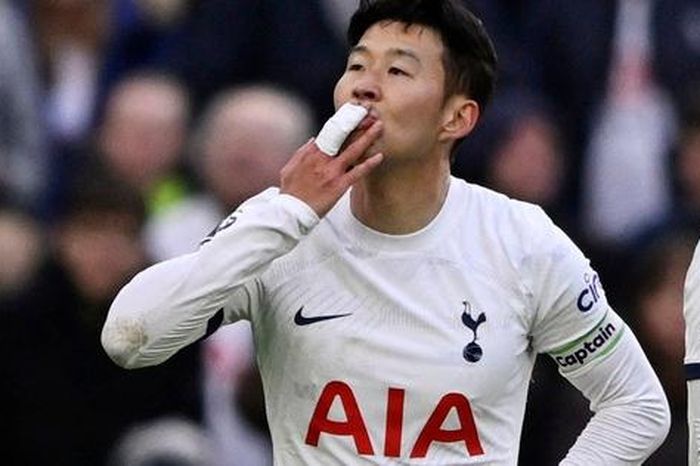 13 phút bùng nổ, Tottenham thắng ngược dòng trên sân nhà