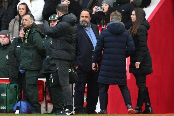 Thua Liverpool phút 99, ông chủ Nottingham 'hỏi tội' trọng tài