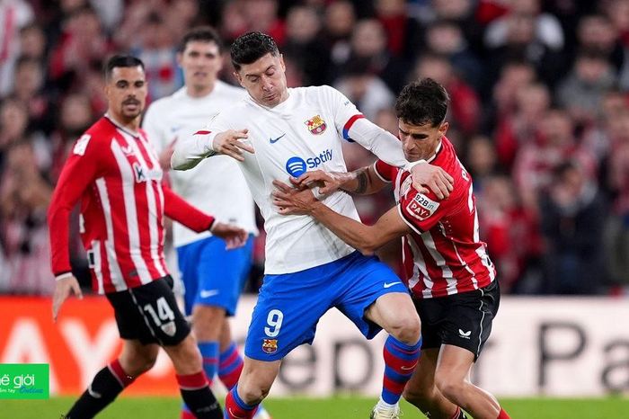 Barcelona và Girona từ chối cơ hội bám đuổi Real Madrid