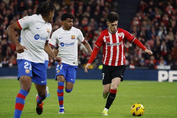 Barca bị Bilbao cầm chân, 'đầu hàng' Real Madrid