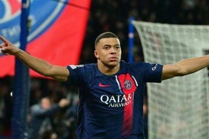 Mbappea đòi nợ PSG