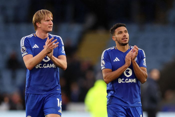 Cảnh tượng gây sốc của cầu thủ Leicester City