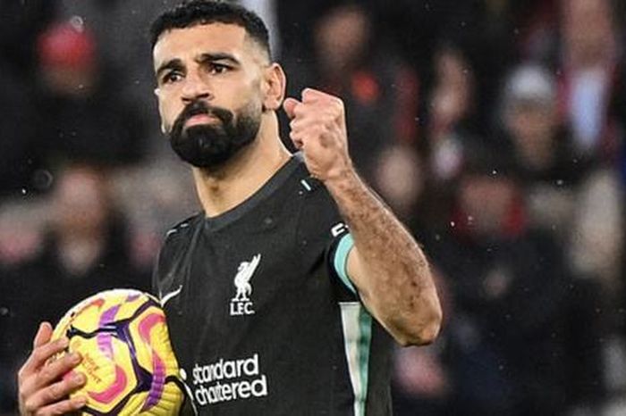 Lập cú đúp trước Southampton, Salah gửi lời thách thức Man City