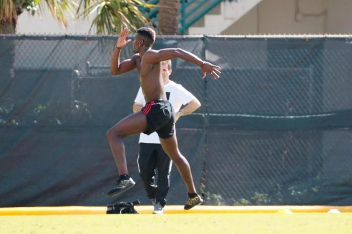 Pogba đâu rồi?