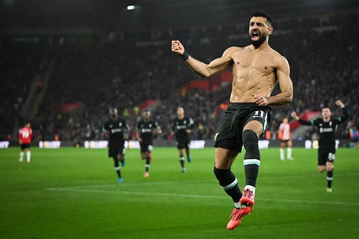 Salah không che giấu cảm xúc thật về sự sa sút của Man City