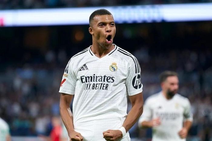Cuộc gặp bí mật của Mbappe với Liverpool